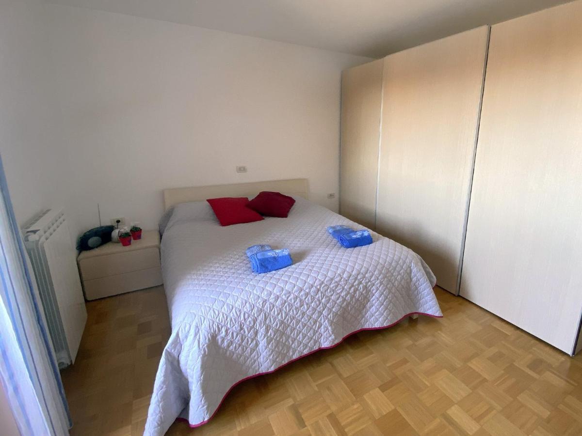 Sea View Istrian Countryside Apartment - Rota Dragonja ภายนอก รูปภาพ