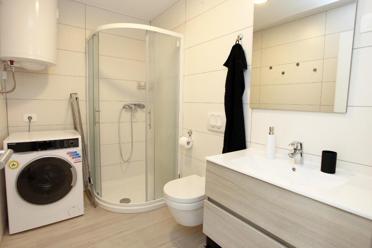 Sea View Istrian Countryside Apartment - Rota Dragonja ภายนอก รูปภาพ
