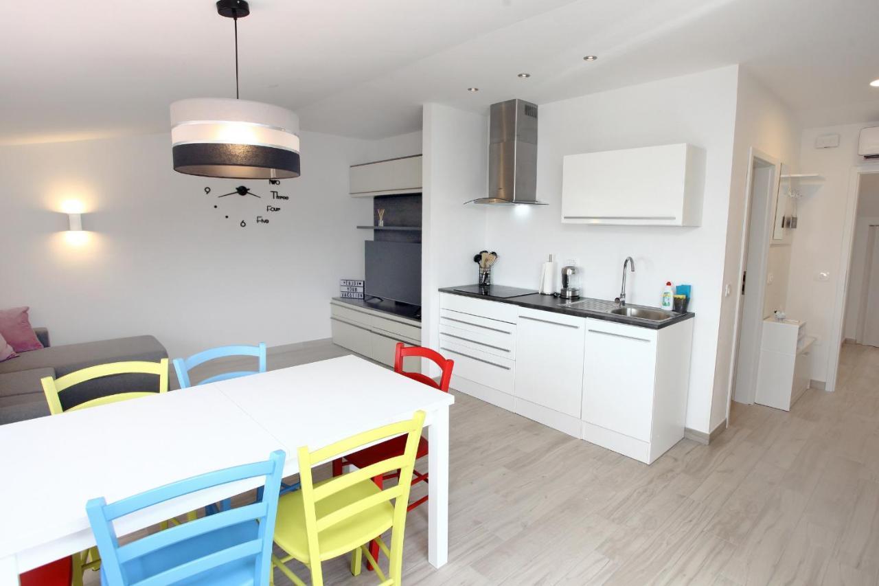 Sea View Istrian Countryside Apartment - Rota Dragonja ภายนอก รูปภาพ